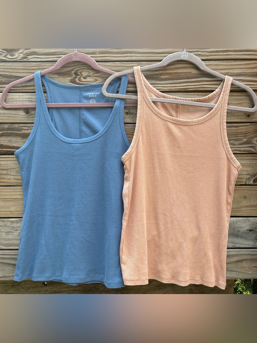 American Eagle Aerie Tank Top Lot of 2 Size Large